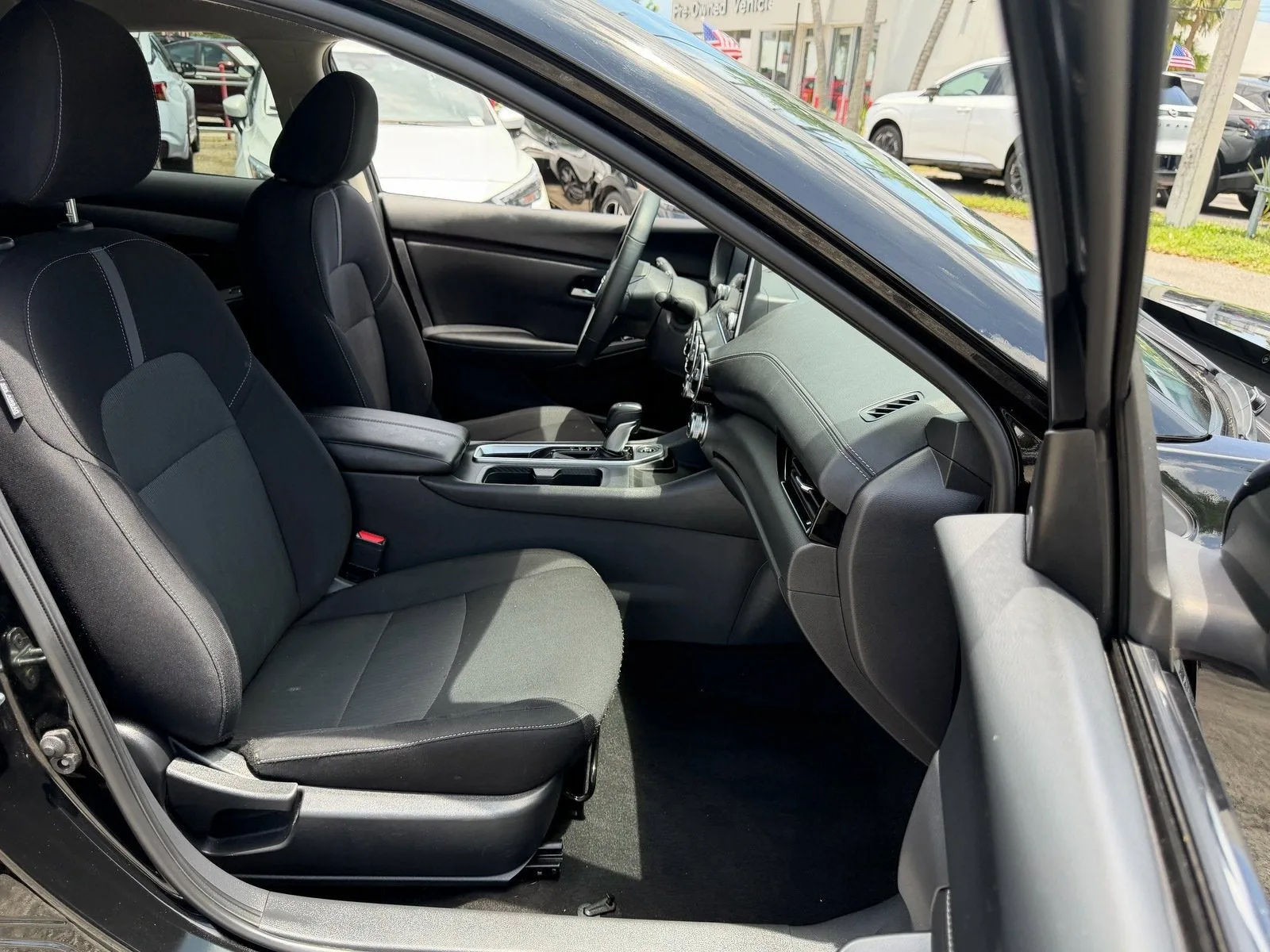 2024 Nissan Sentra SV photo 21