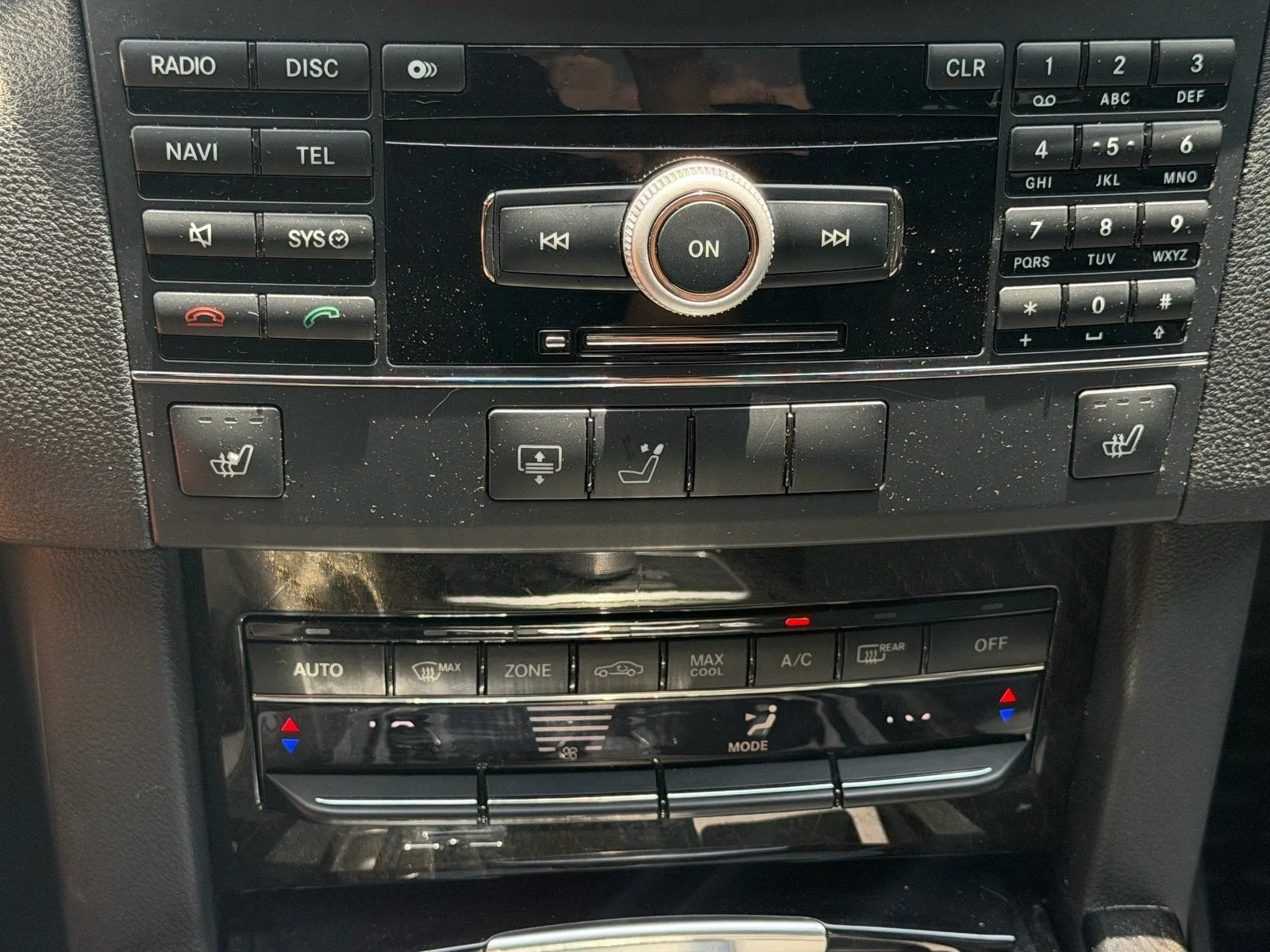 2010 Mercedes-Benz E-Class E 350 photo 24