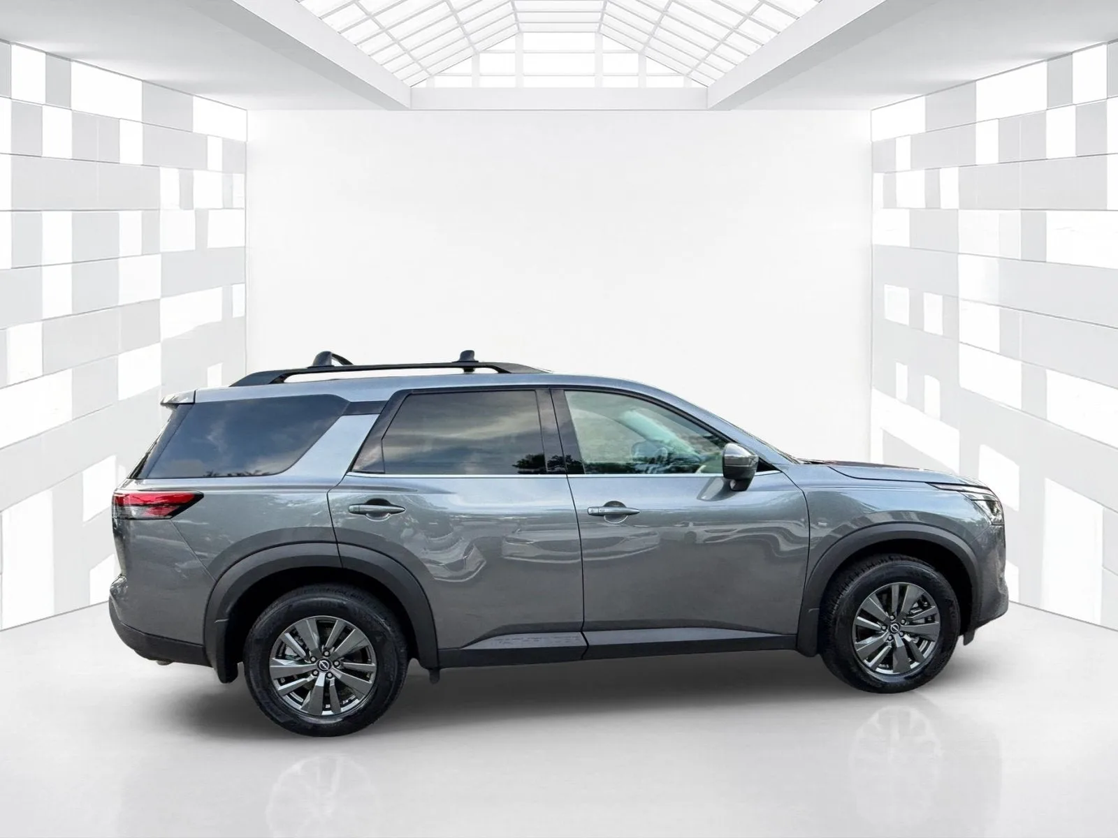 2025 Nissan Pathfinder SV photo 8