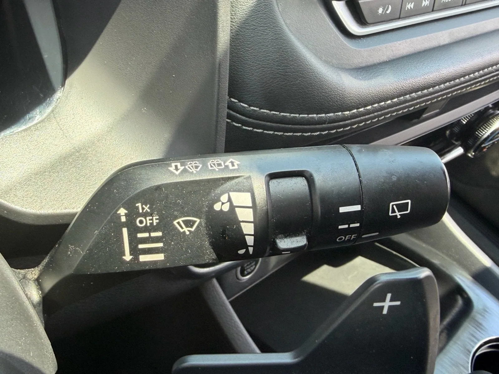 2023 Nissan Rogue SV photo 29