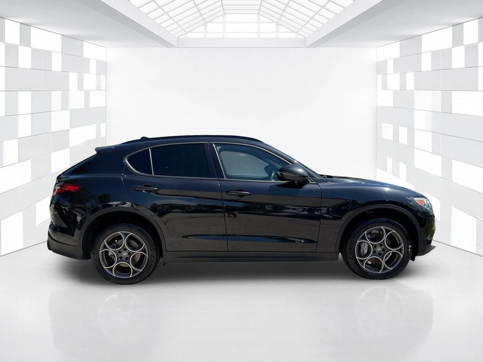 2023 Alfa Romeo Stelvio Sprint photo 8