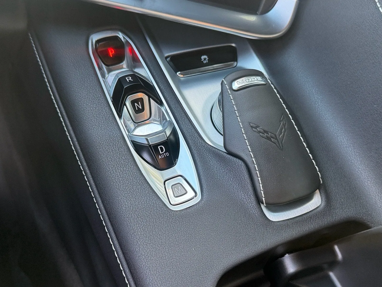 2024 Chevrolet Corvette 1LT photo 18