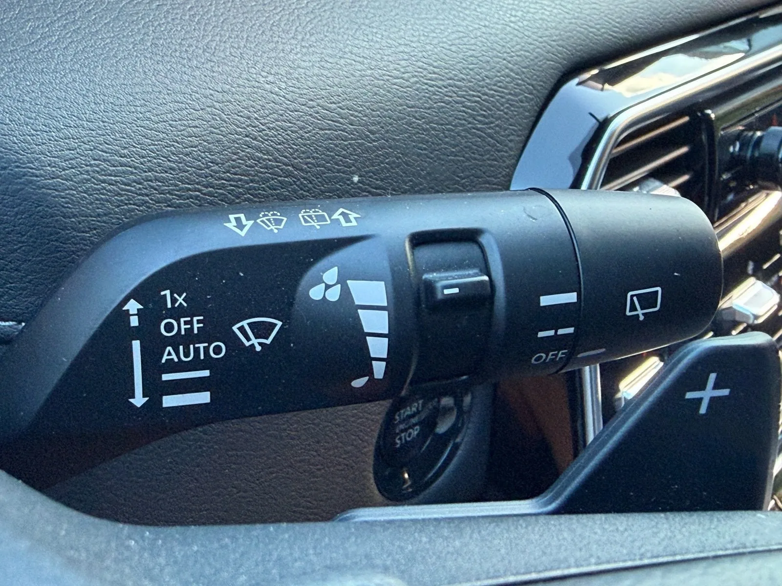 2026 Nissan Armada SV photo 31
