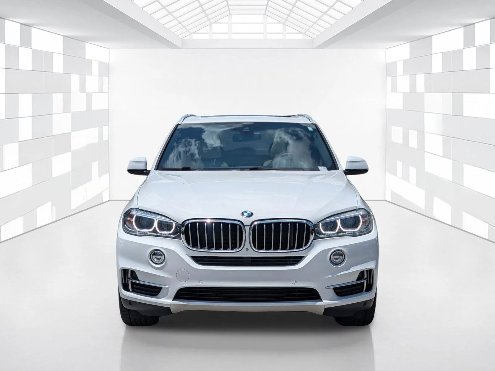 2017 BMW X5 sDrive35i photo 2