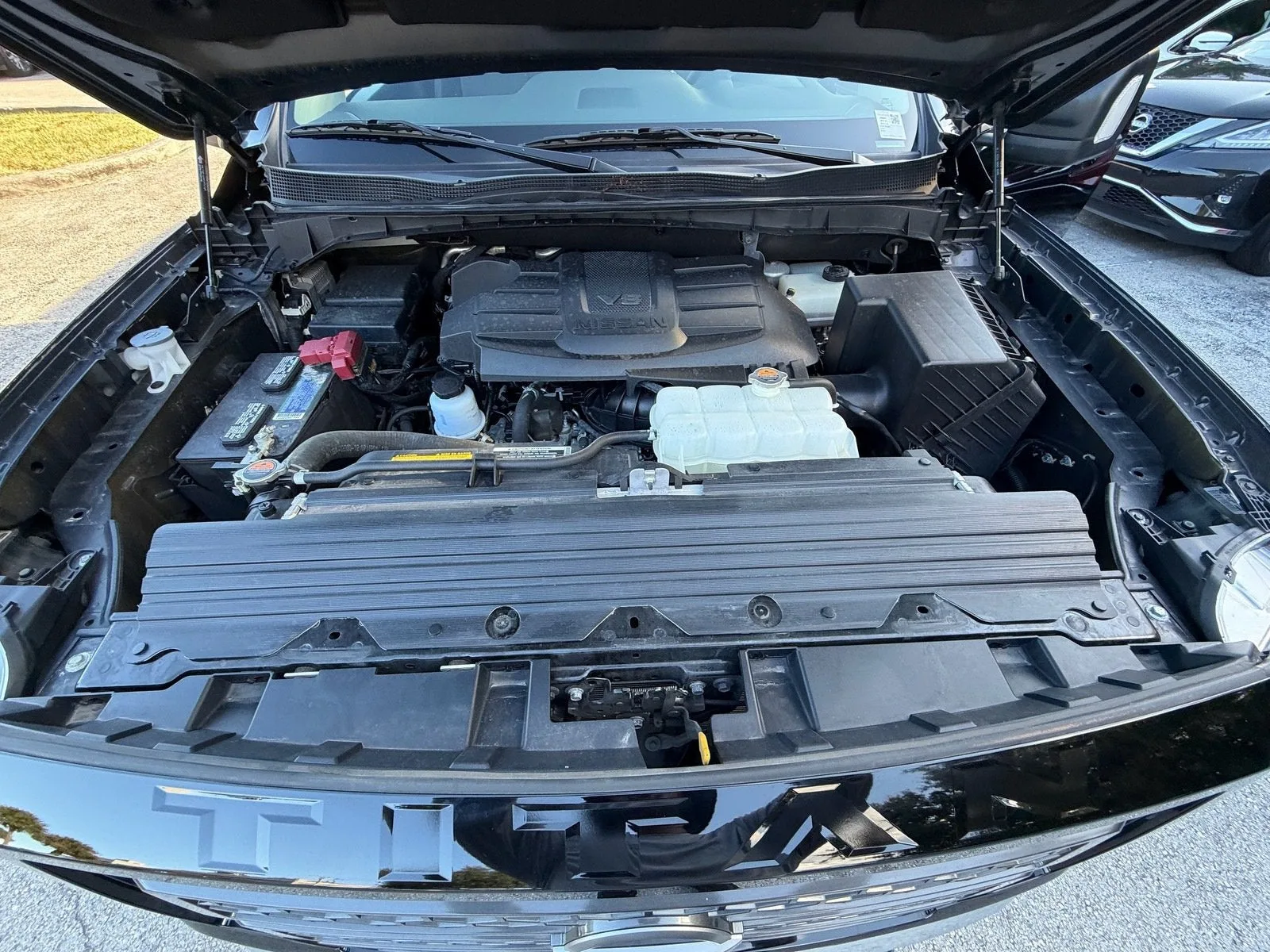 2024 Nissan Titan XD Crew Cab SV photo 21