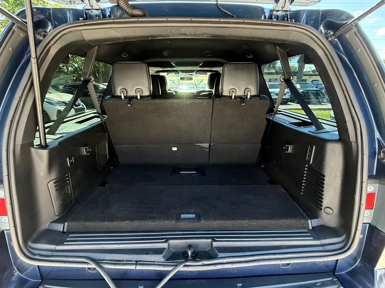 2017 Lincoln Navigator L Select photo 15