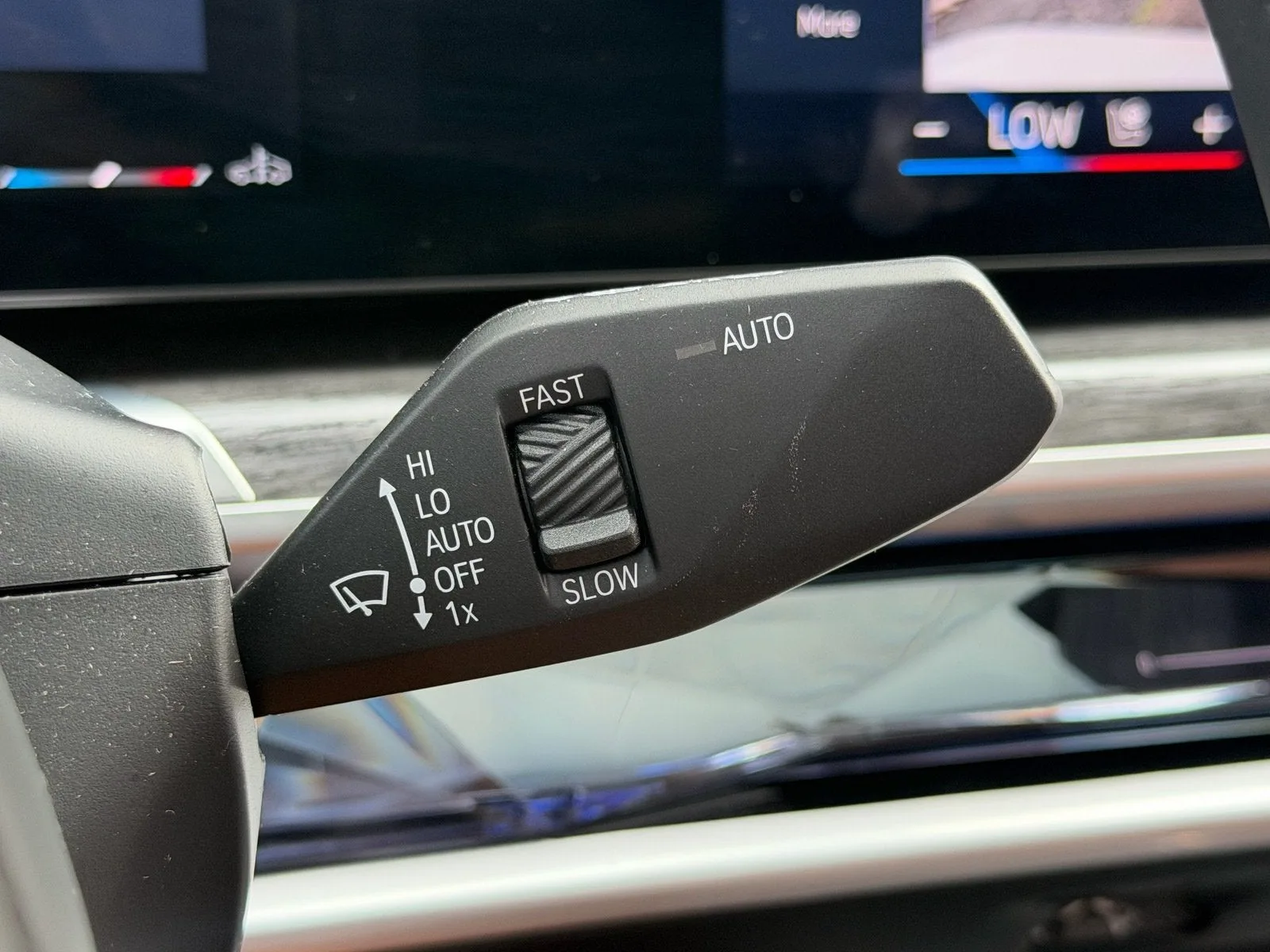 2025 BMW 7 Series 740i xDrive photo 29