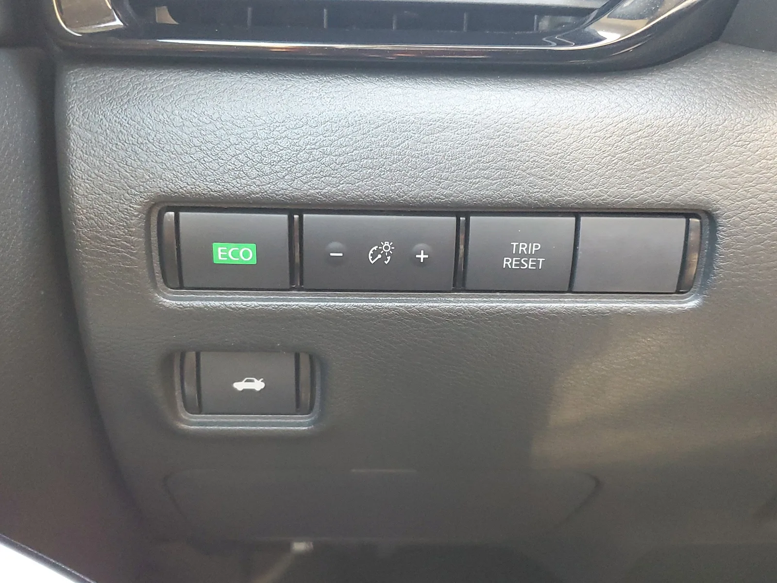 2023 Nissan Sentra SR photo 27