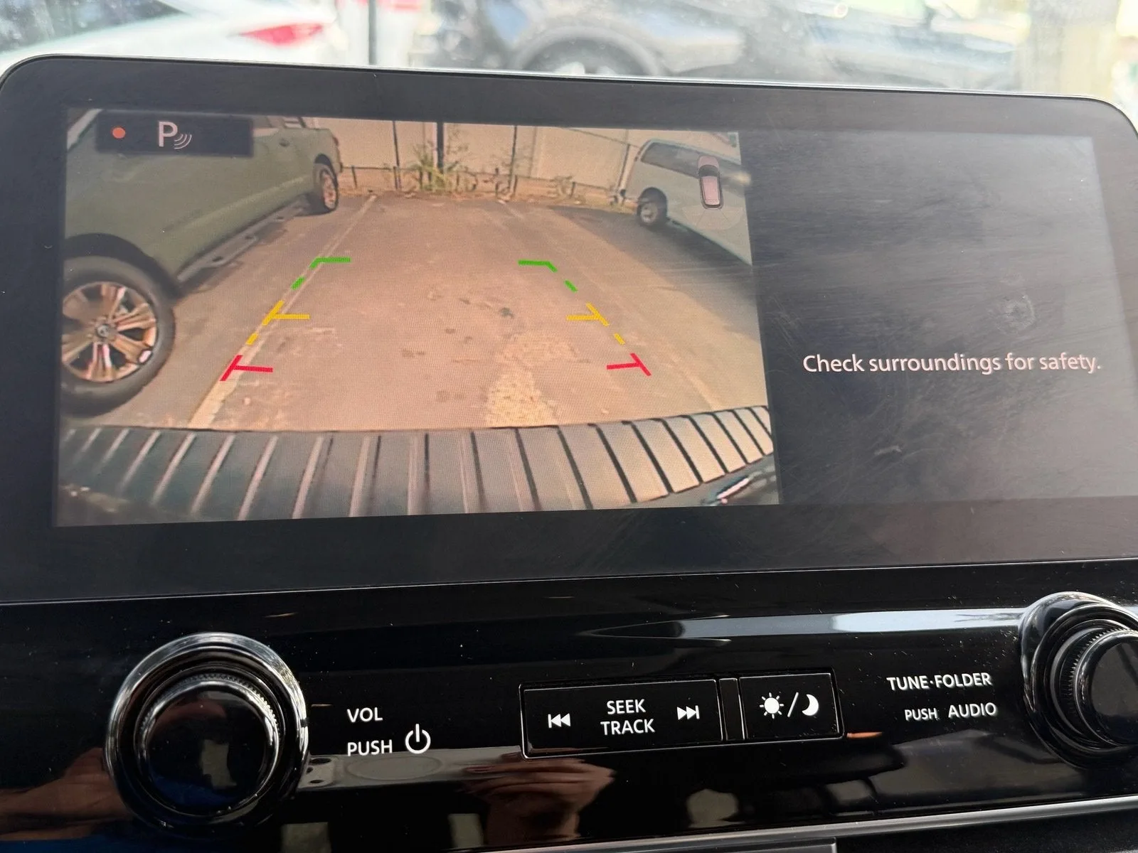 2023 Nissan Armada SV photo 20