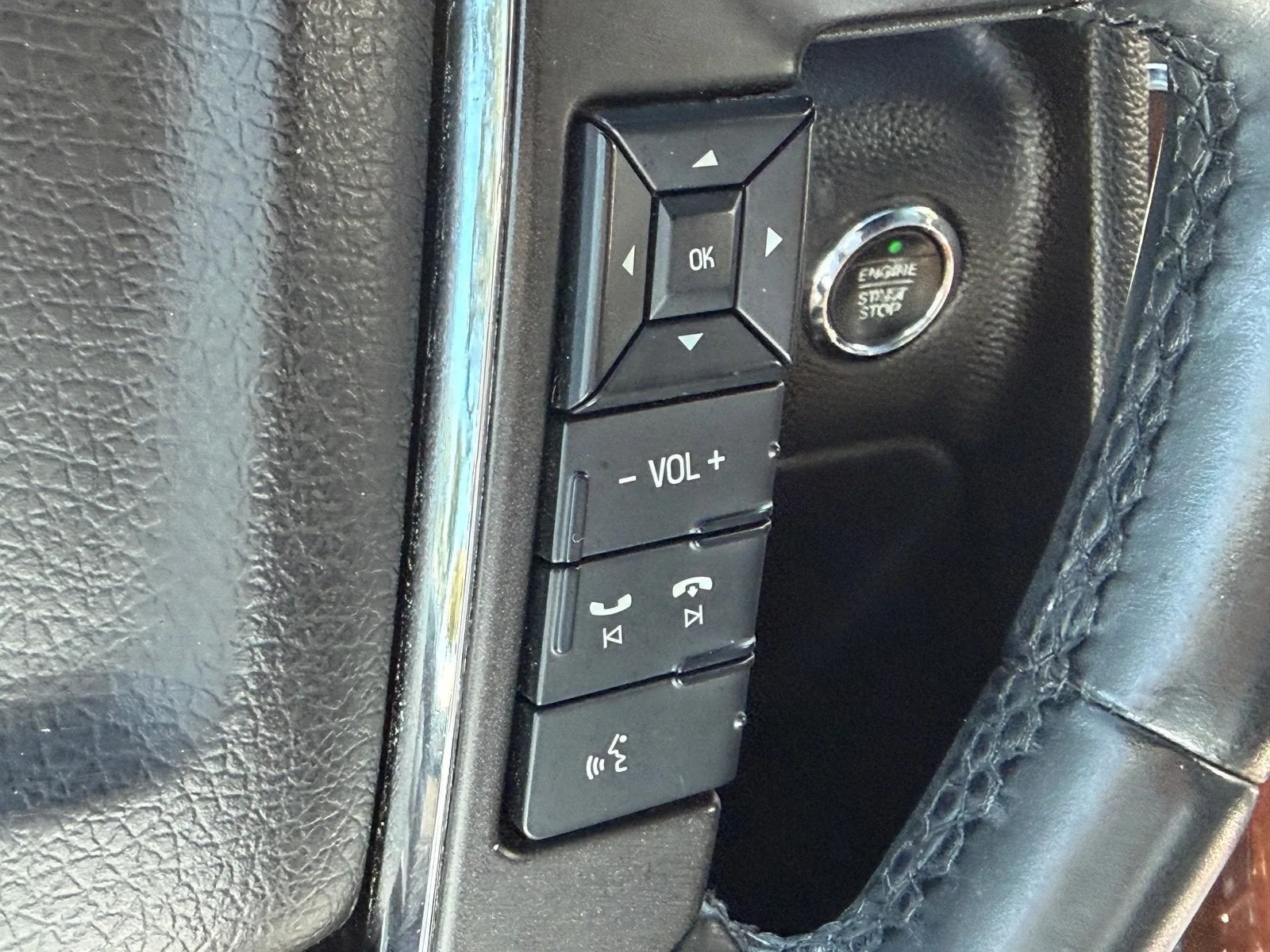 2017 Lincoln Navigator L Select photo 33