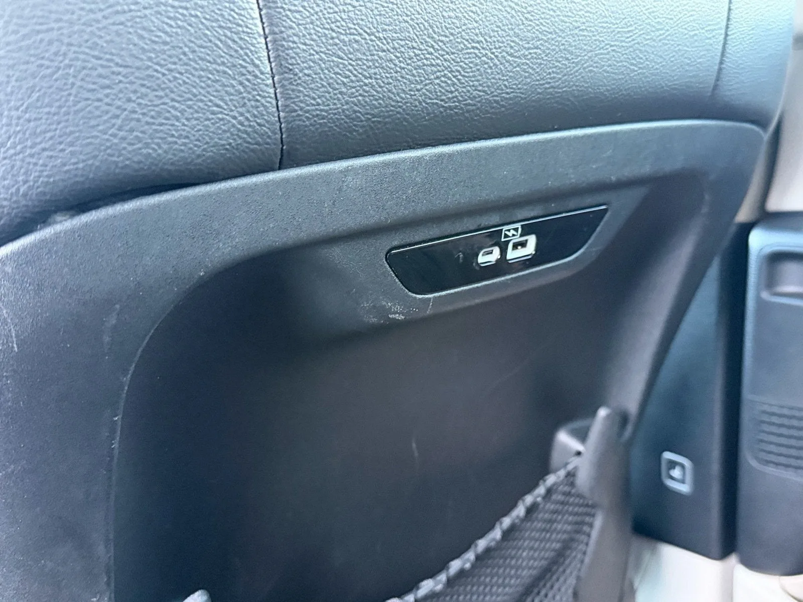 2021 Chrysler Pacifica Hybrid Touring L photo 13