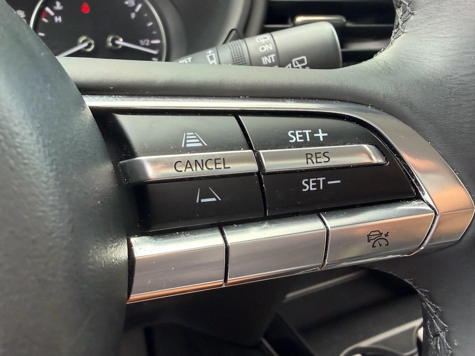 2023 Mazda CX-30 2.5 S Preferred Package photo 28