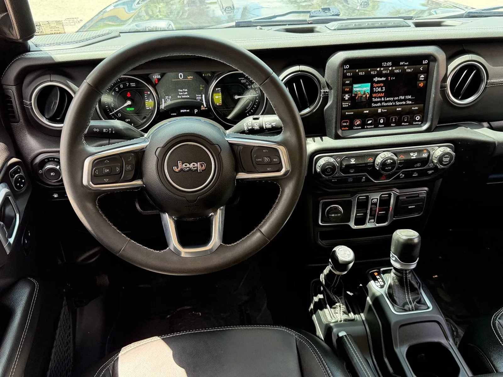 2023 Jeep Wrangler 4xe Sahara photo 13