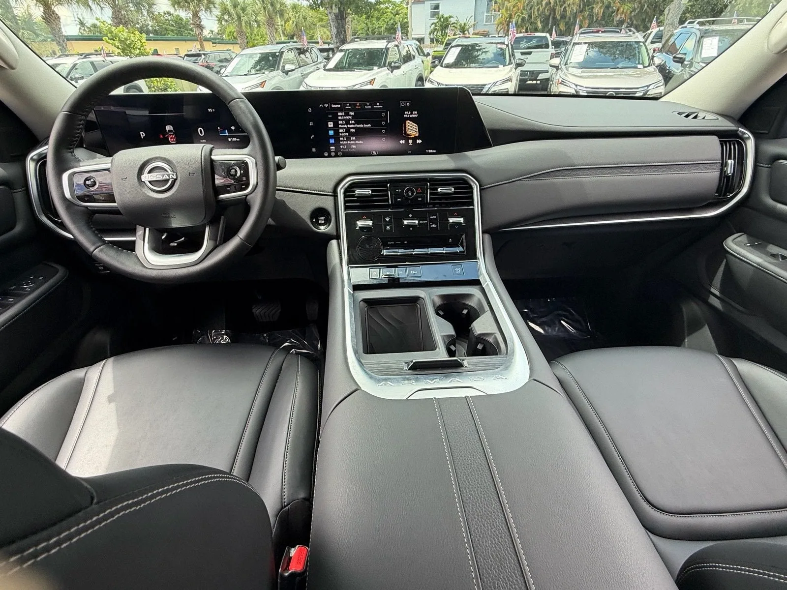 2026 Nissan Armada SV photo 15