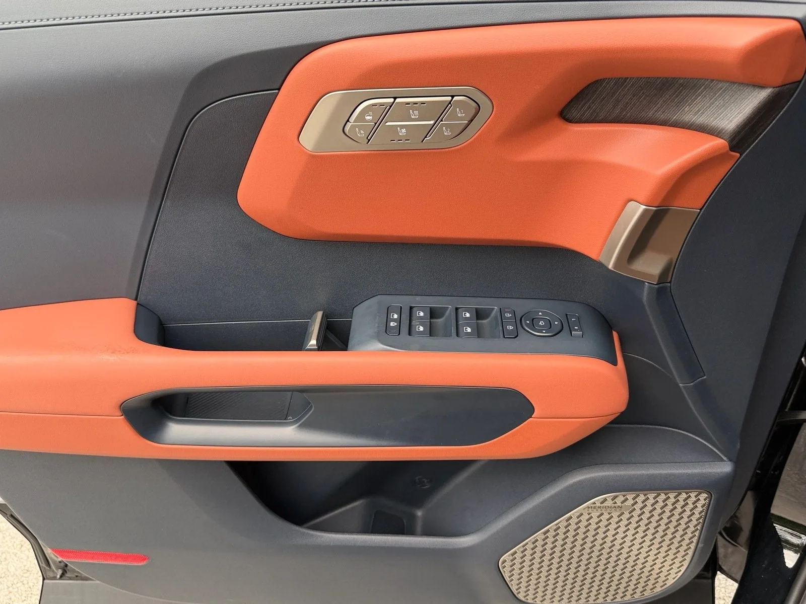 2027 Kia Telluride SX-Prestige photo 36