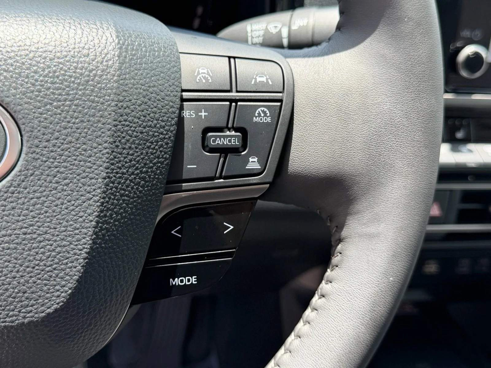 2026 Toyota Camry LE photo 32