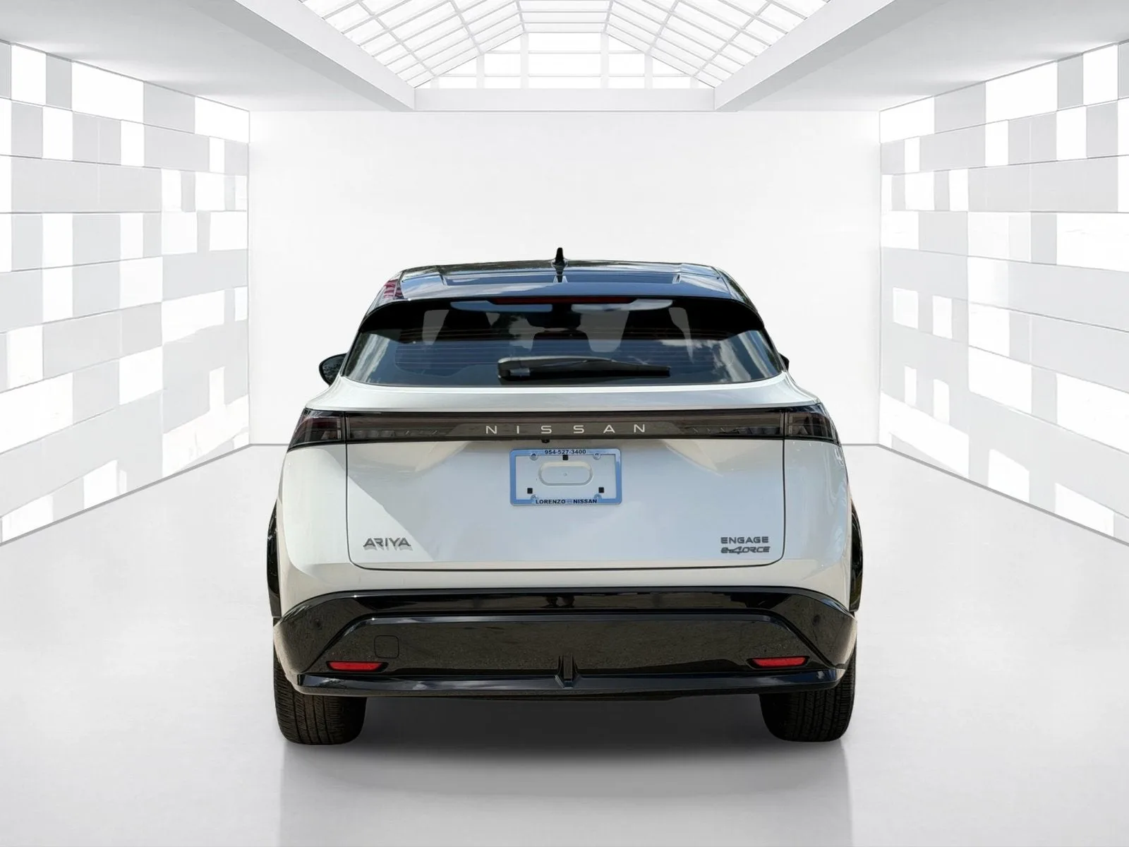 2023 Nissan ARIYA ENGAGE photo 6