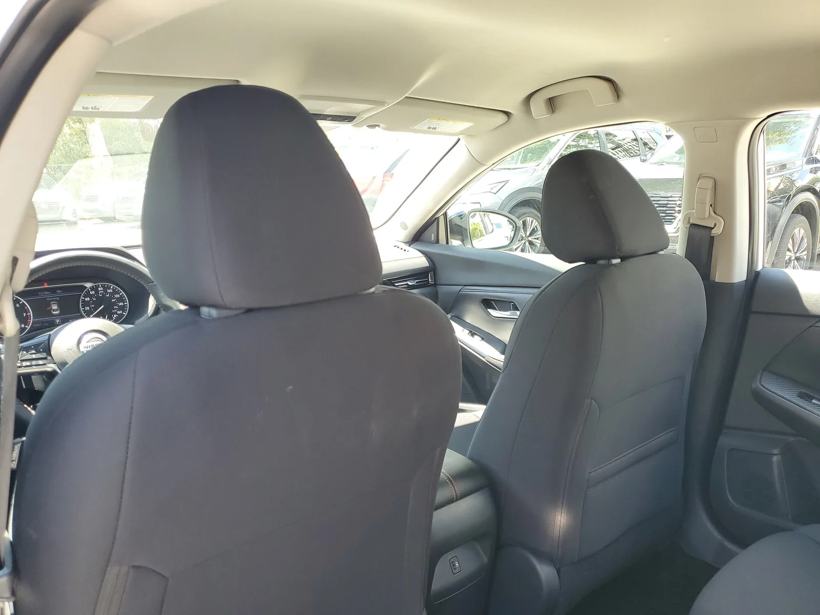 2023 Nissan Sentra SR photo 13