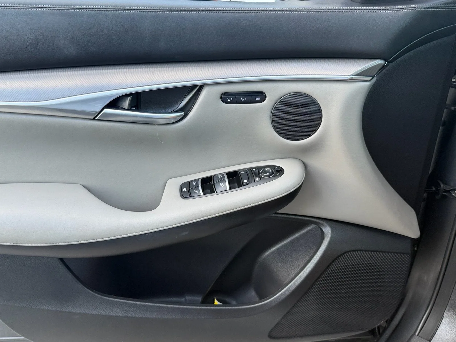 2023 INFINITI QX50 LUXE photo 36