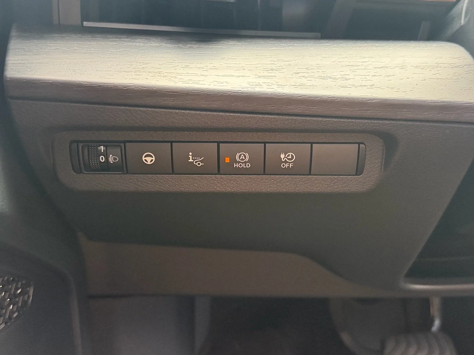 2024 Nissan ARIYA ENGAGE photo 30