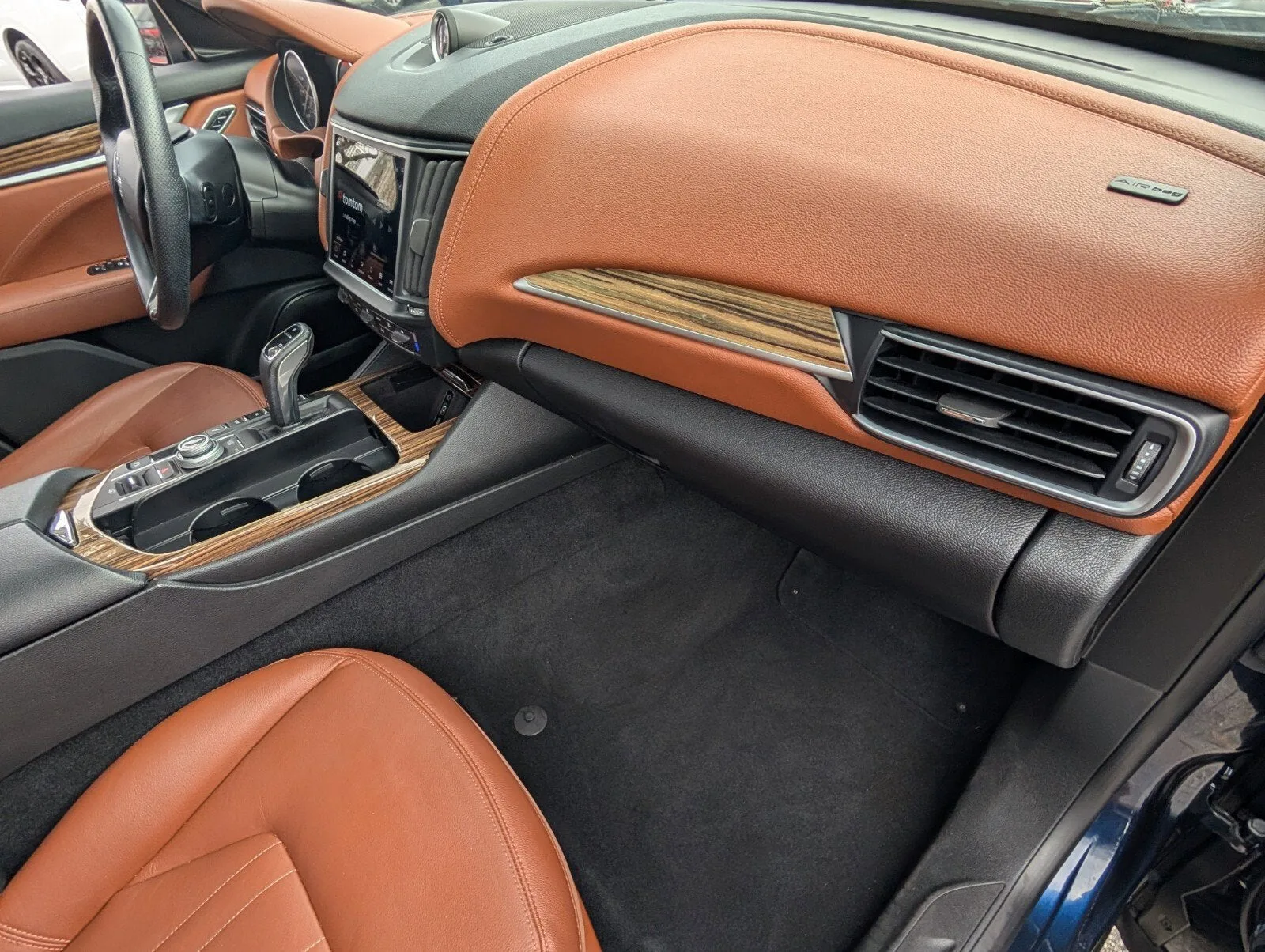 2022 Maserati Levante GT photo 20