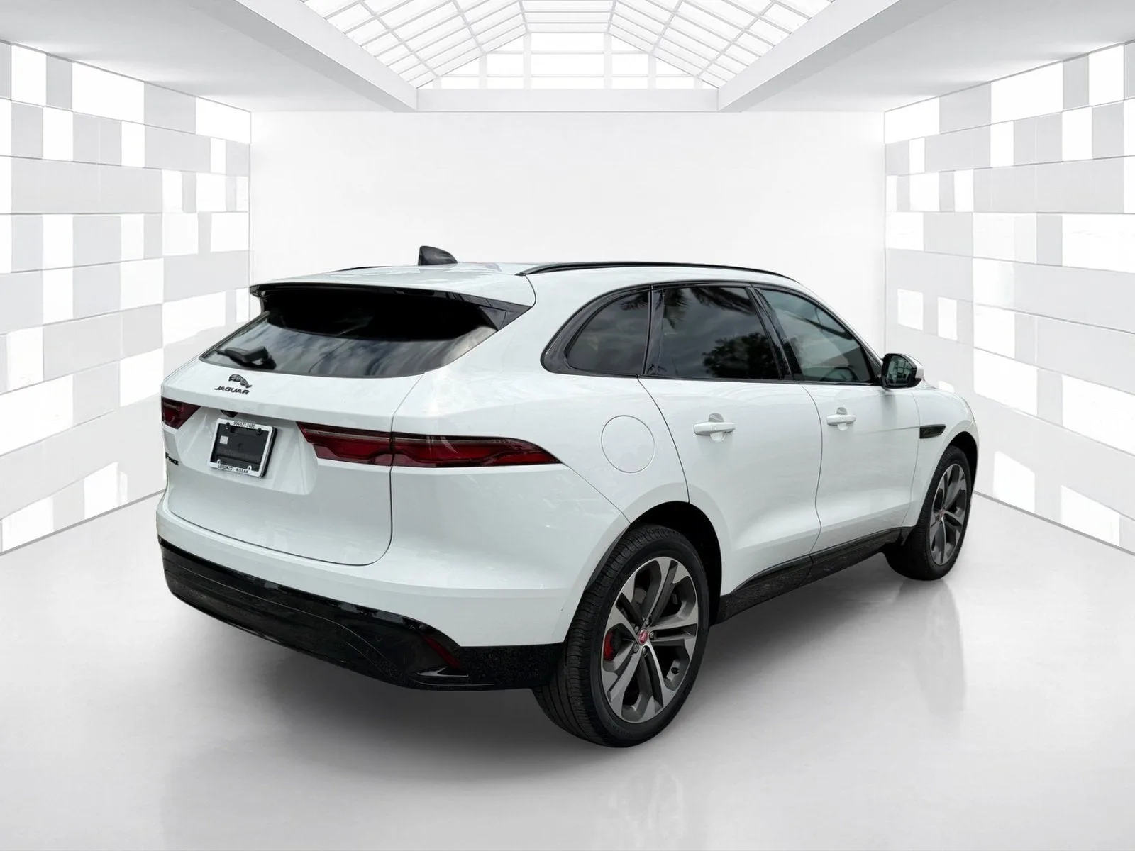 2022 Jaguar F-PACE S photo 7