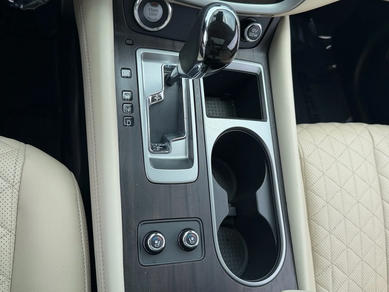 2023 Nissan Murano Platinum photo 28