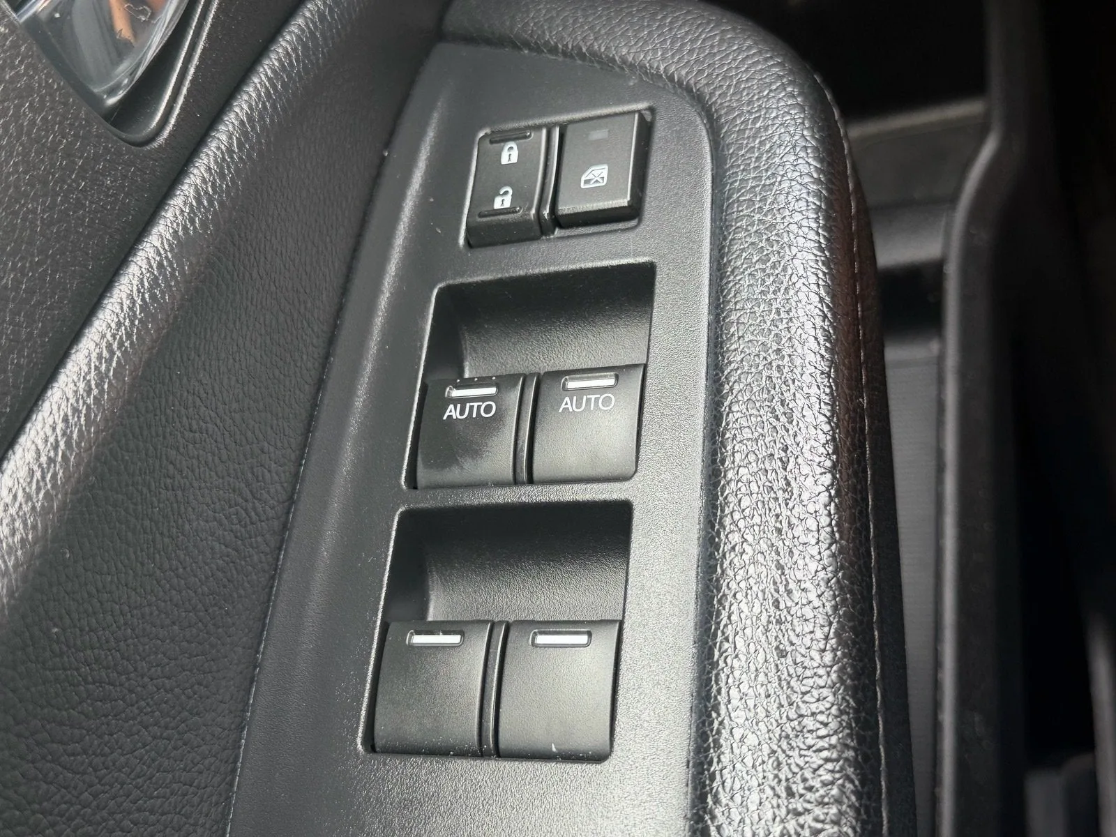 2020 Honda Pilot EX-L photo 37