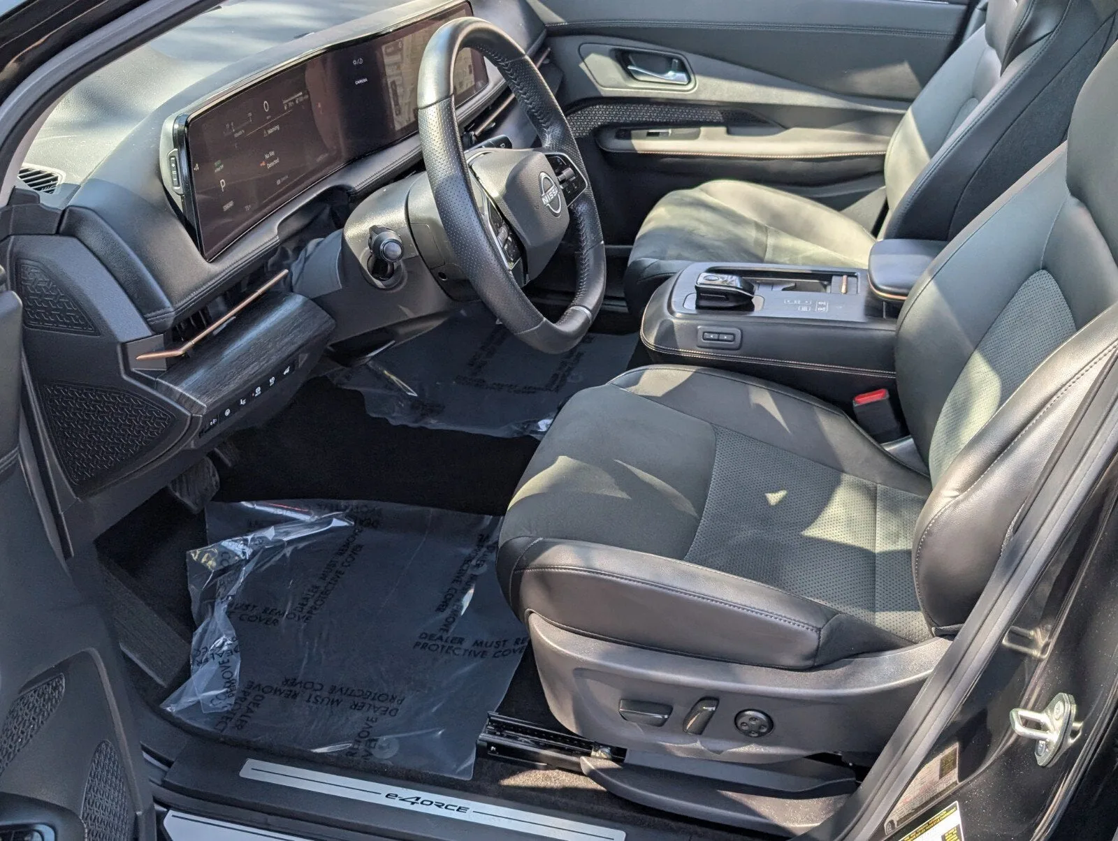 2023 Nissan ARIYA EVOLVE+ photo 11