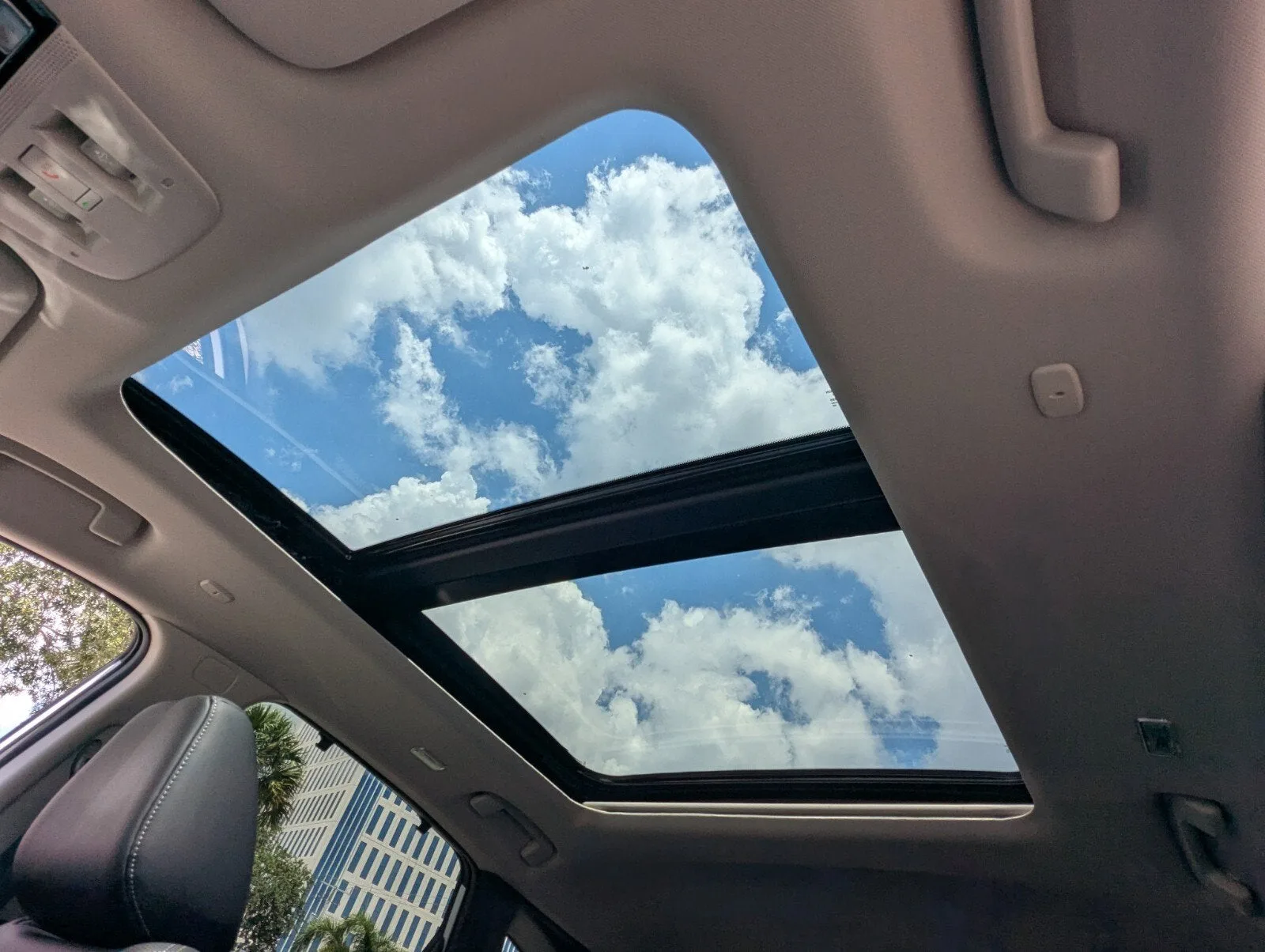 2026 Nissan Murano Platinum photo 25