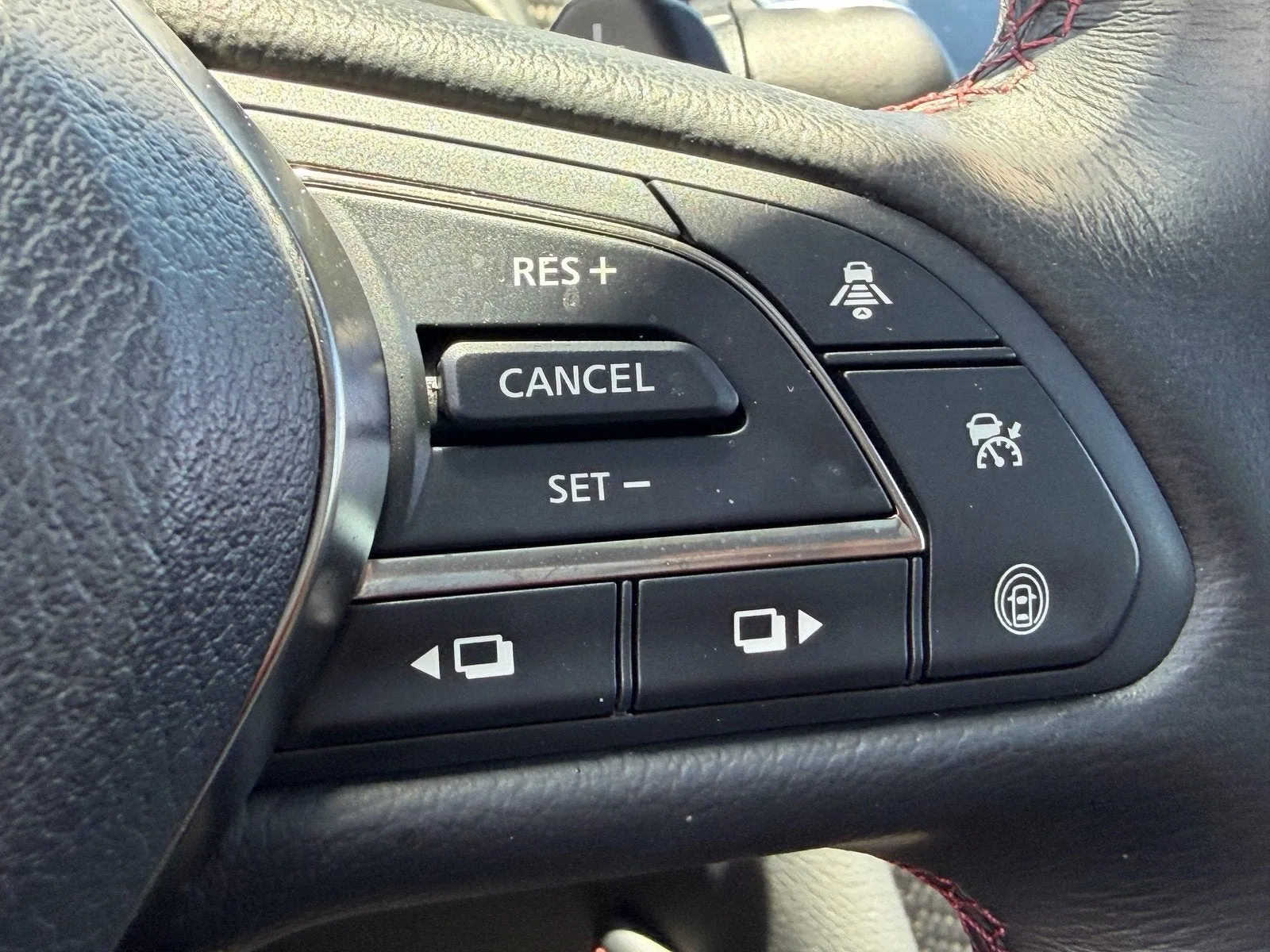 2024 INFINITI Q50 RED SPORT 400 photo 29