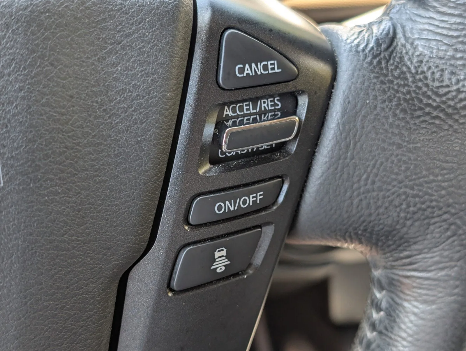 2022 Nissan Frontier Crew Cab SV photo 29