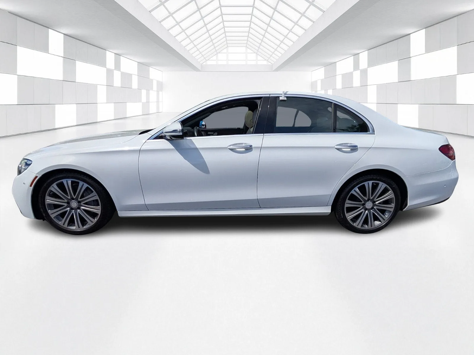 2021 Mercedes-Benz E-Class E 350 photo 4