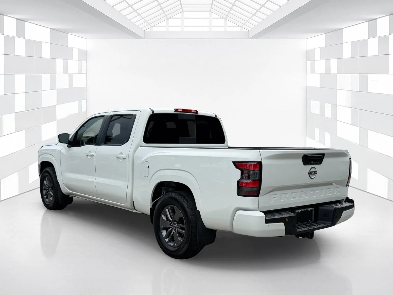 2026 Nissan Frontier Crew Cab SV Long Bed photo 5