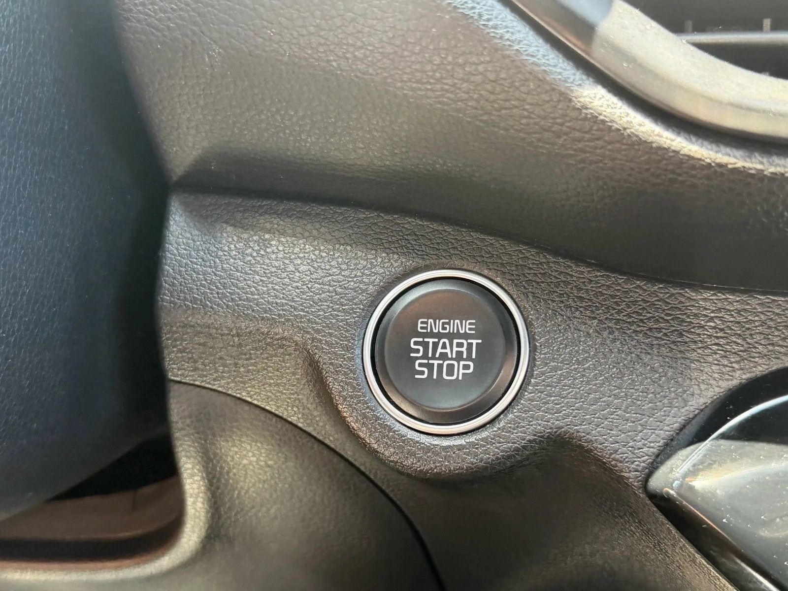 2022 Kia Forte GT photo 25
