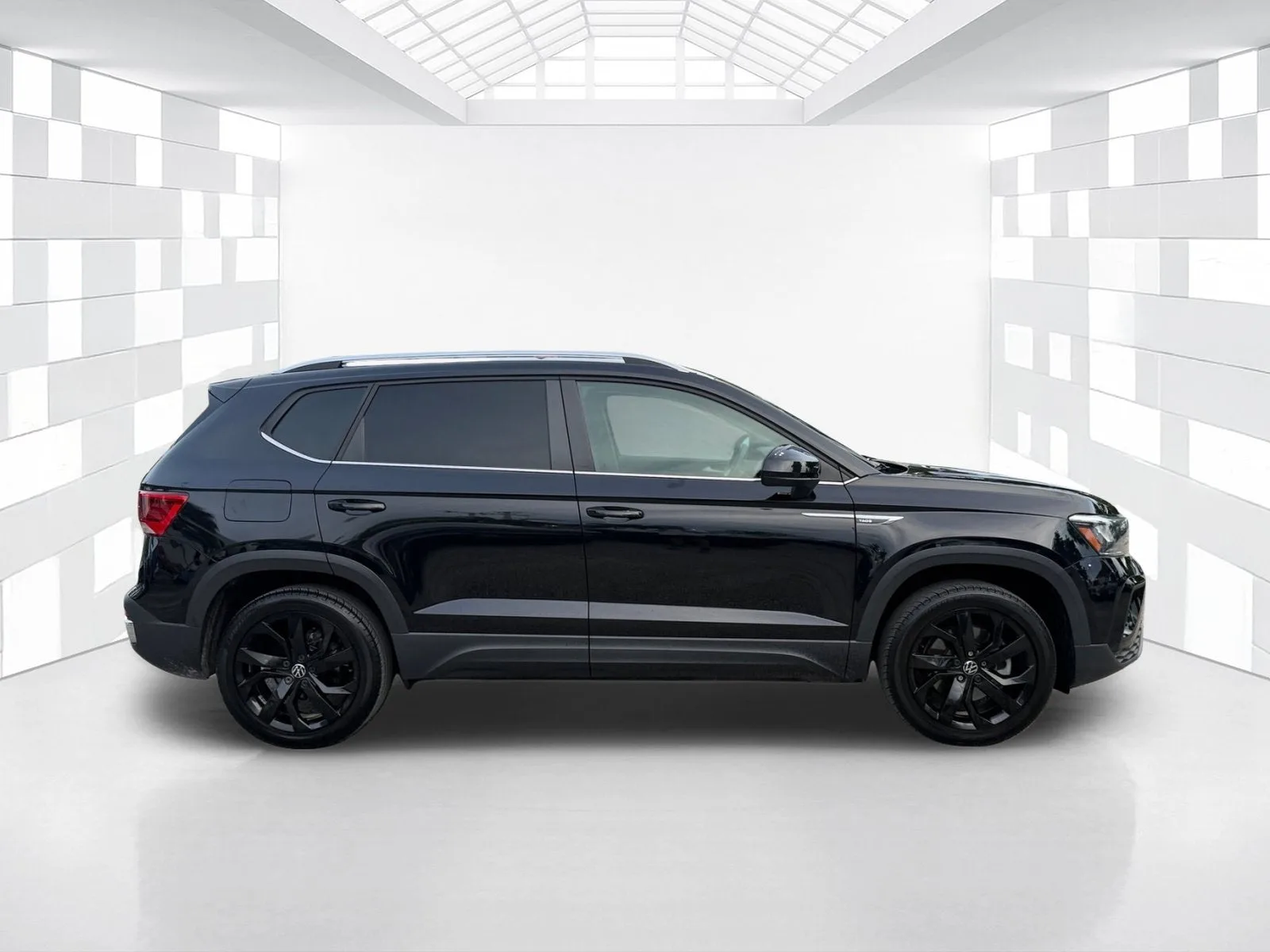 2023 Volkswagen Taos SE photo 8