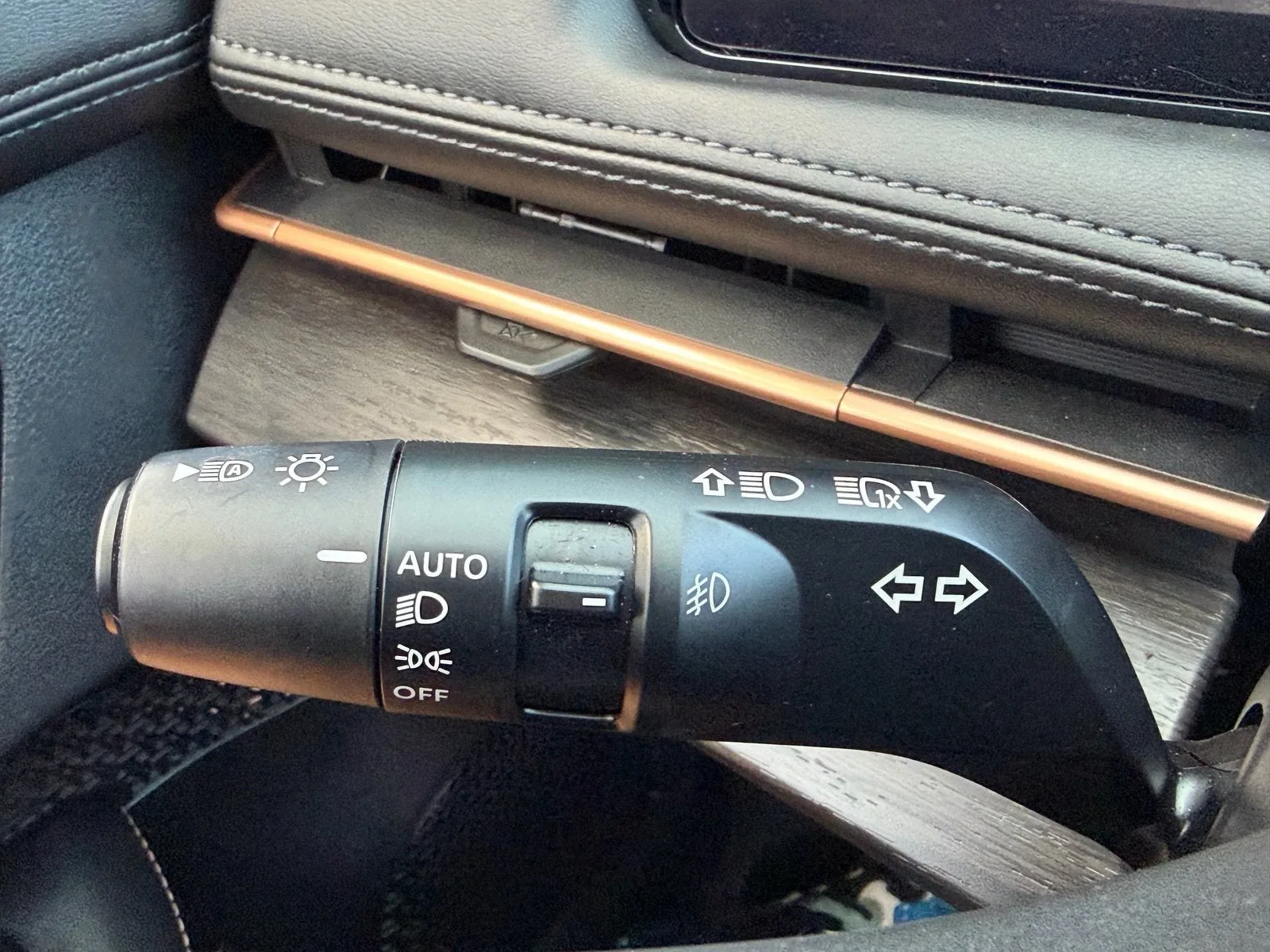 2024 Nissan ARIYA EMPOWER+ photo 29