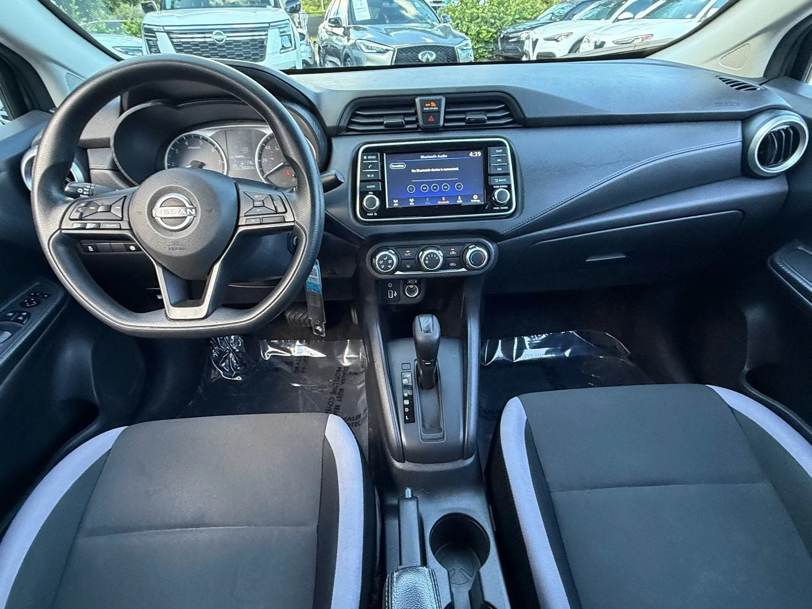 2025 Nissan Versa S photo 14