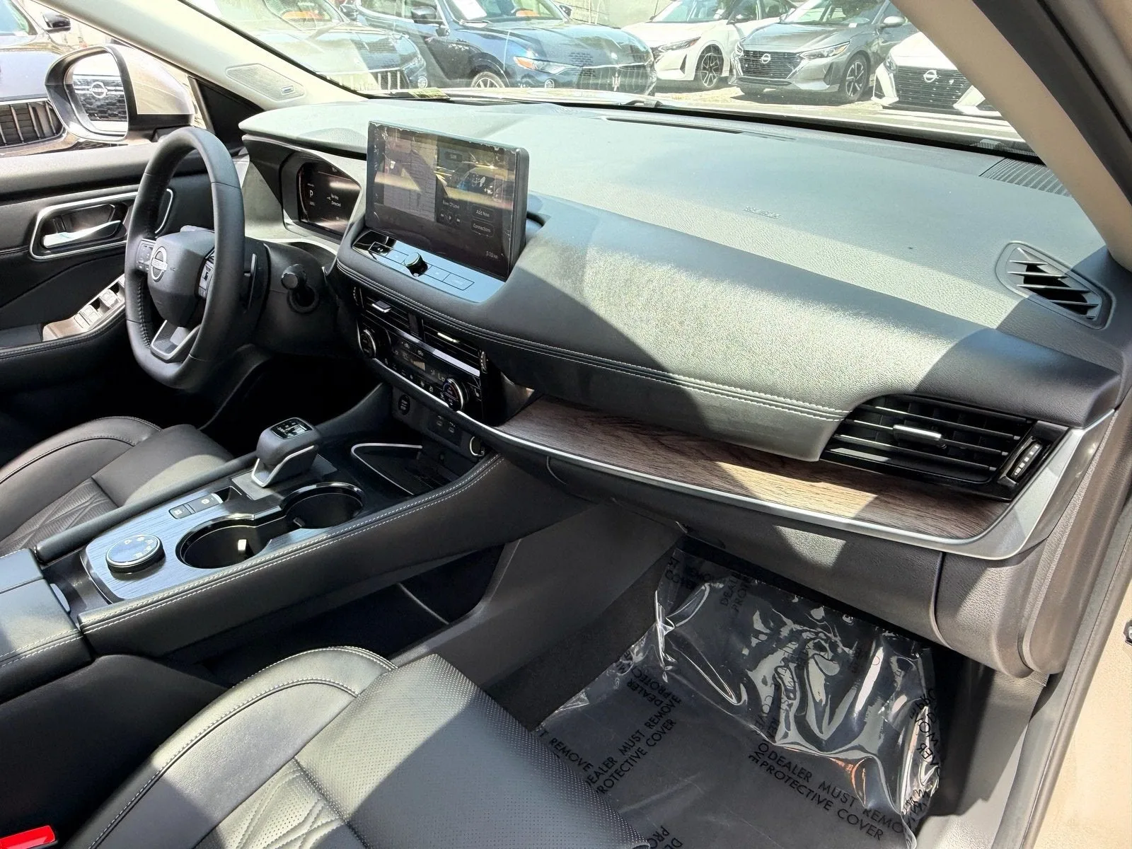 2026 Nissan Rogue Platinum photo 19