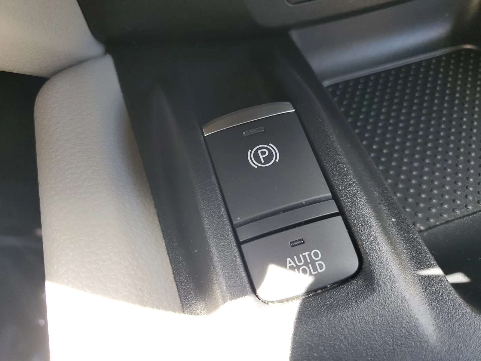 2022 Nissan Rogue Sport SV photo 27