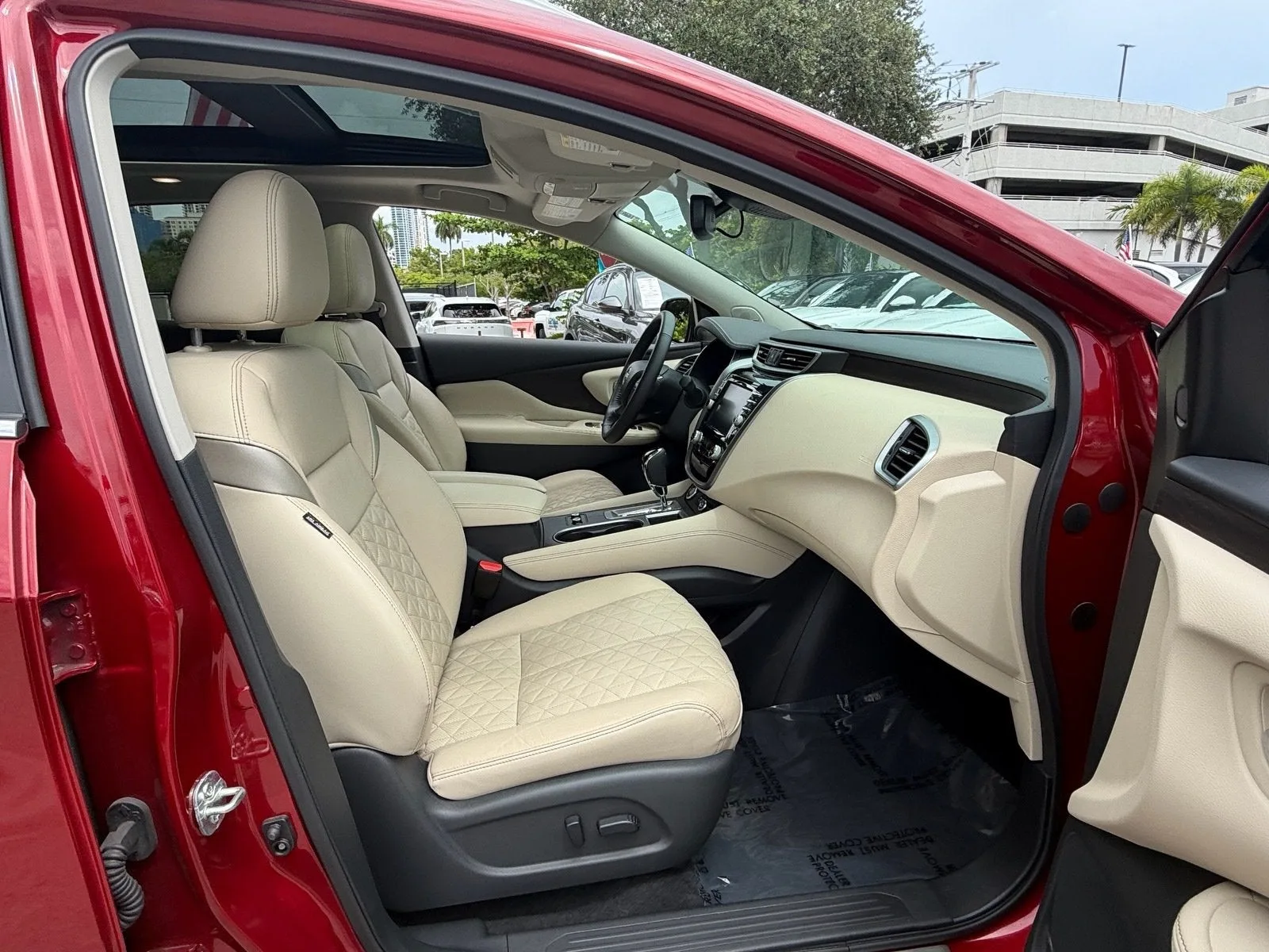 2023 Nissan Murano Platinum photo 18