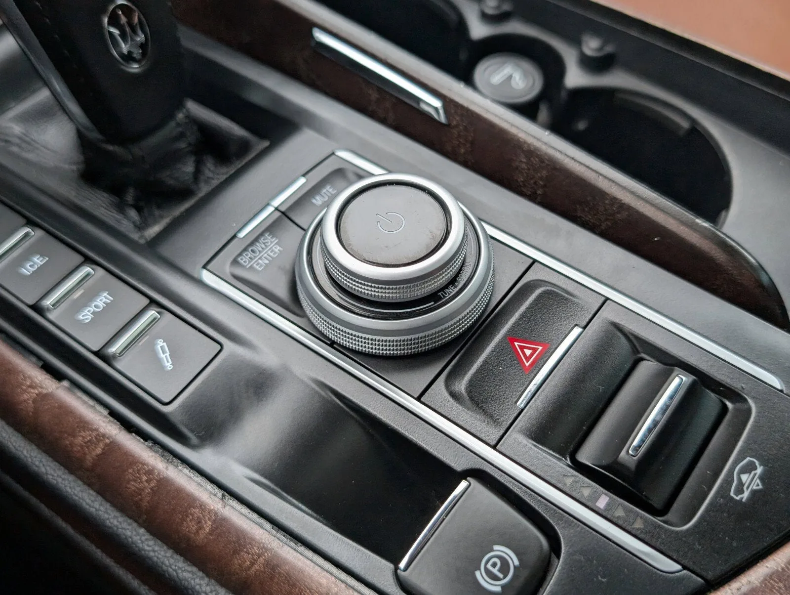 2022 Maserati Levante Modena photo 26