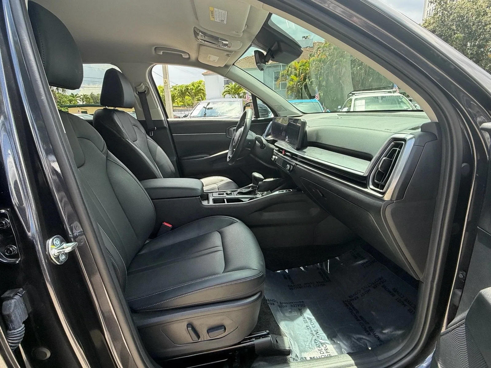 2025 Kia Sorento EX photo 19