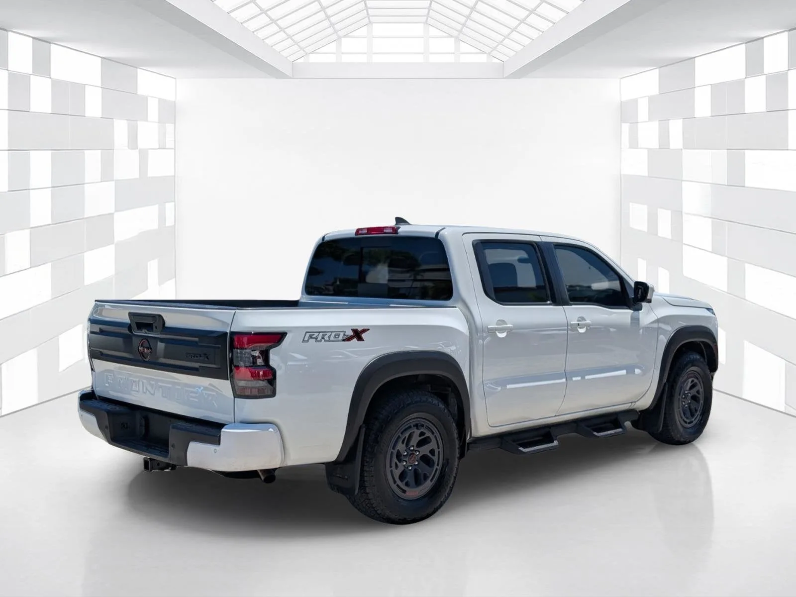 2026 Nissan Frontier PRO-X photo 7