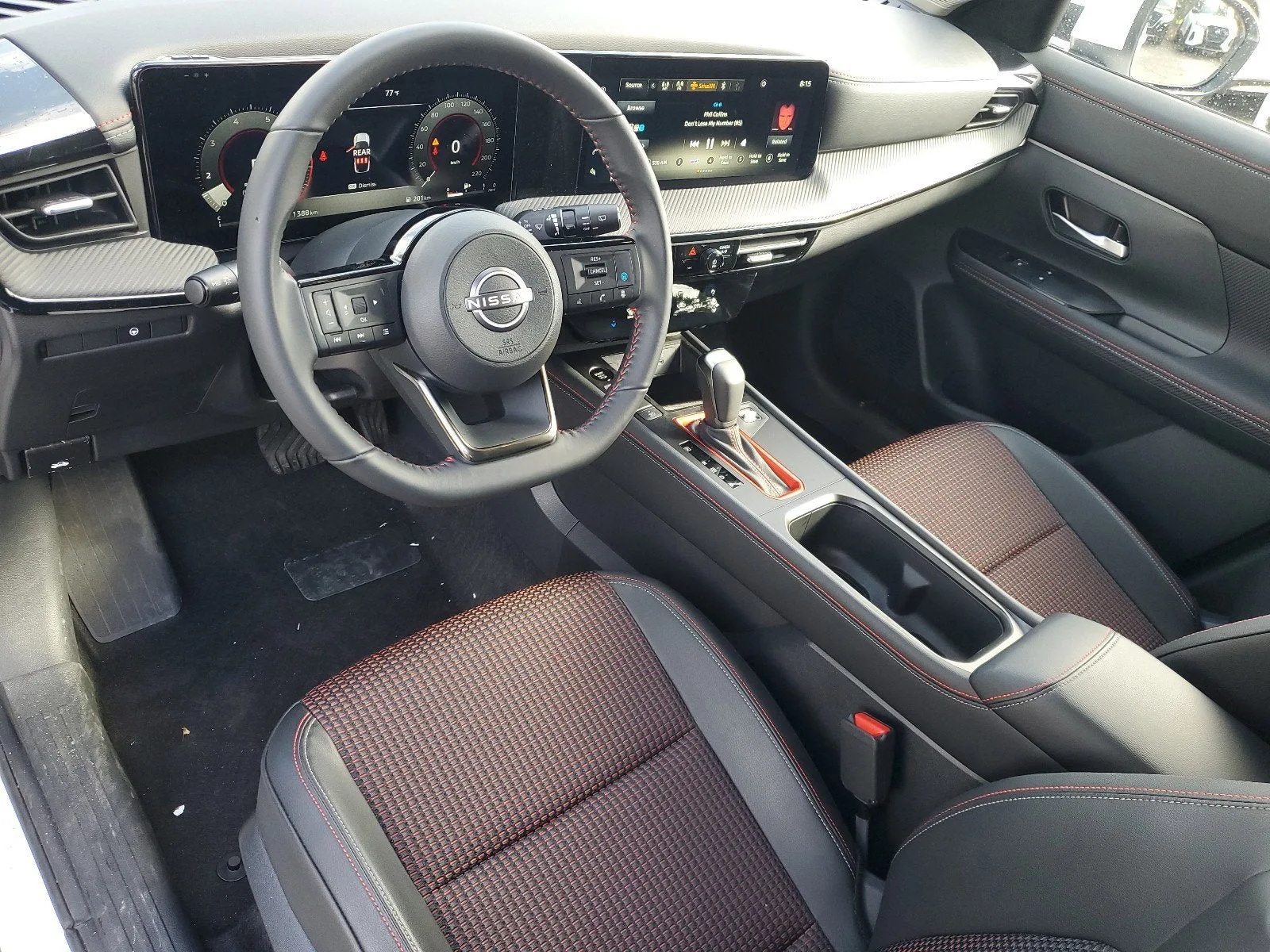 2025 Nissan Kicks SR photo 7