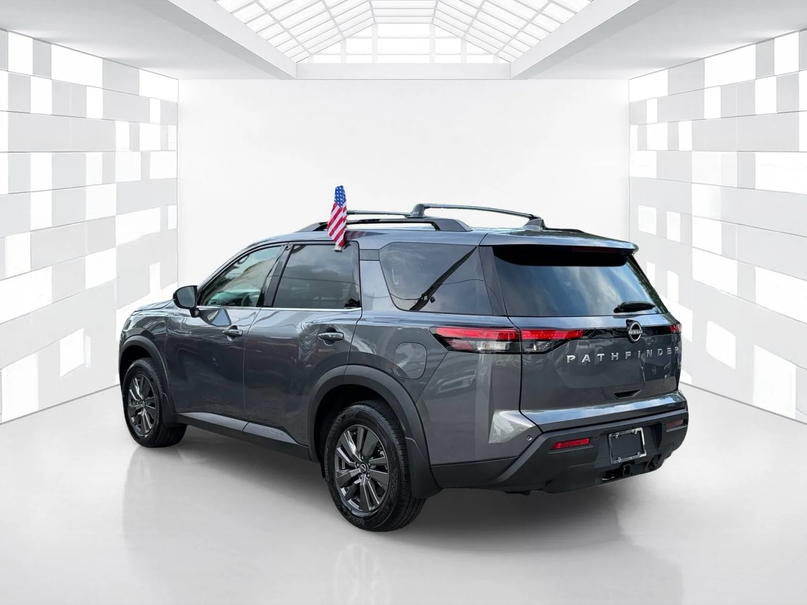 2025 Nissan Pathfinder SV photo 5