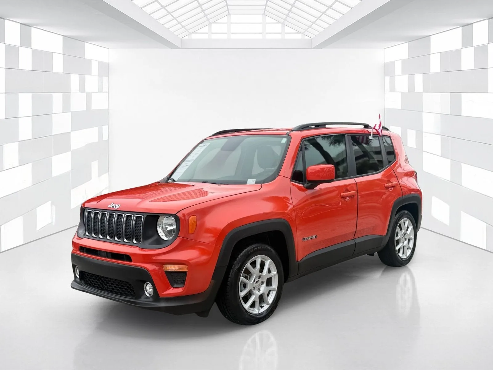 2019 Jeep Renegade Latitude photo 3
