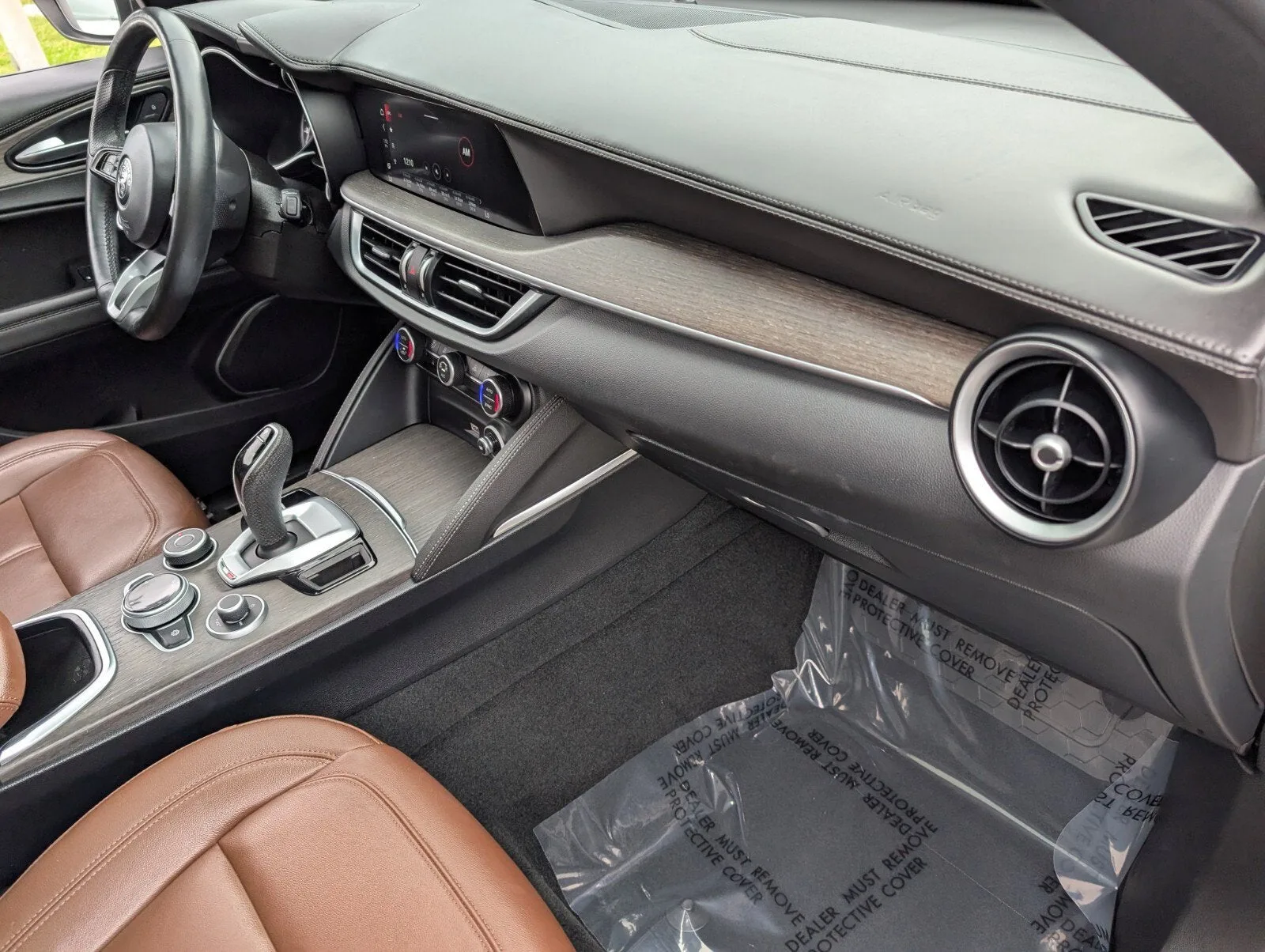 2023 Alfa Romeo Stelvio Ti photo 20