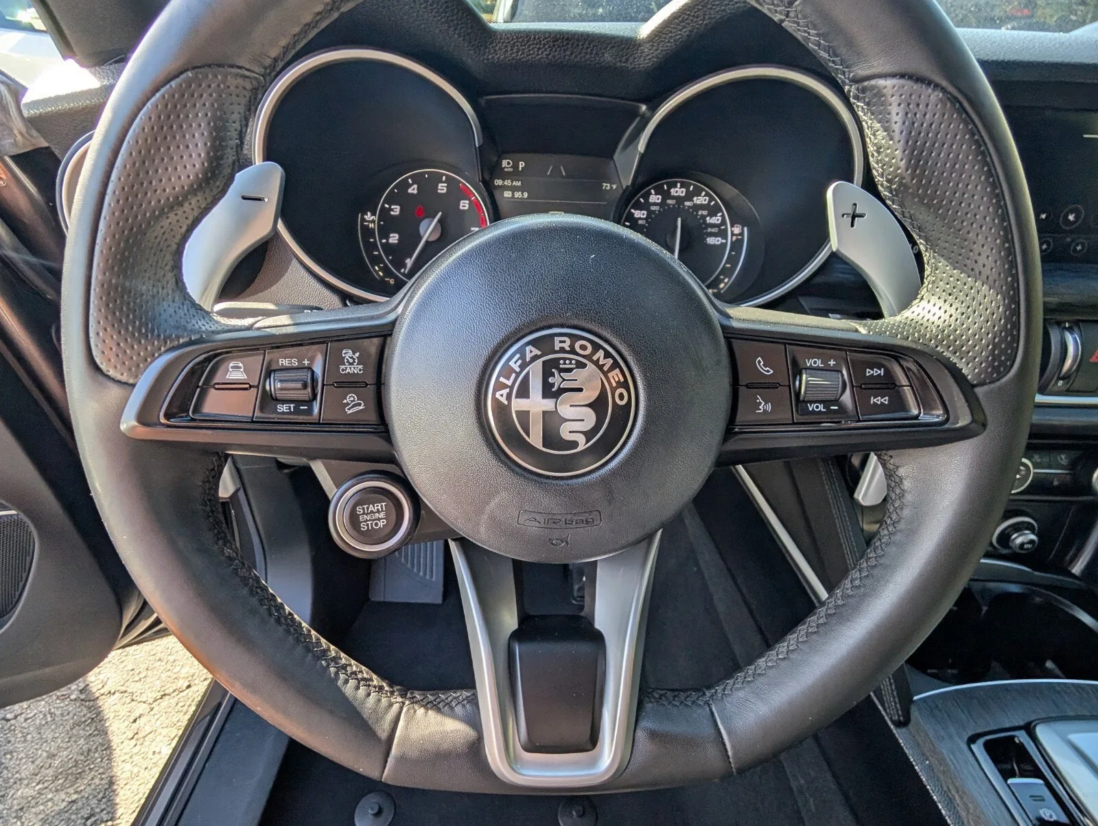 2023 Alfa Romeo Stelvio Sprint photo 34