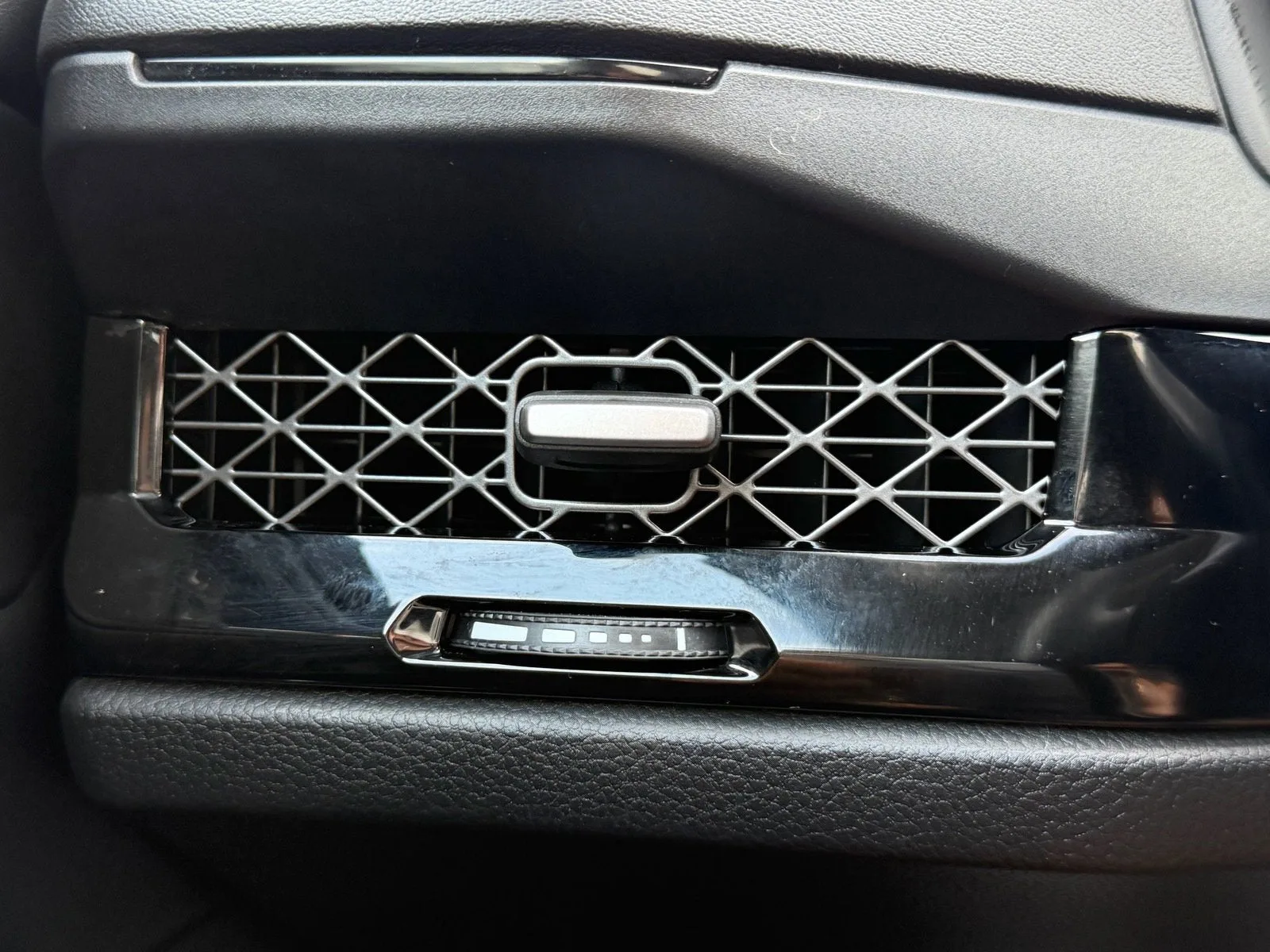 2023 Honda Accord Hybrid EX-L photo 28